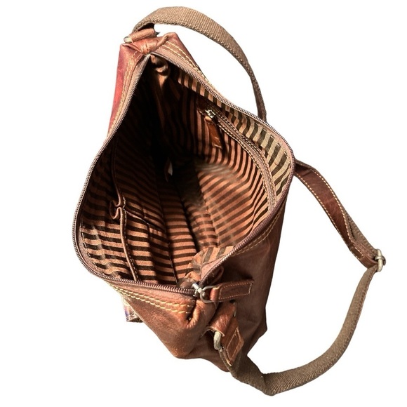 Jack Georges Savio Horseshoe Tooled Leather Crossbody Bag - Picture 4 of 13